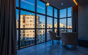 Immoka Suites